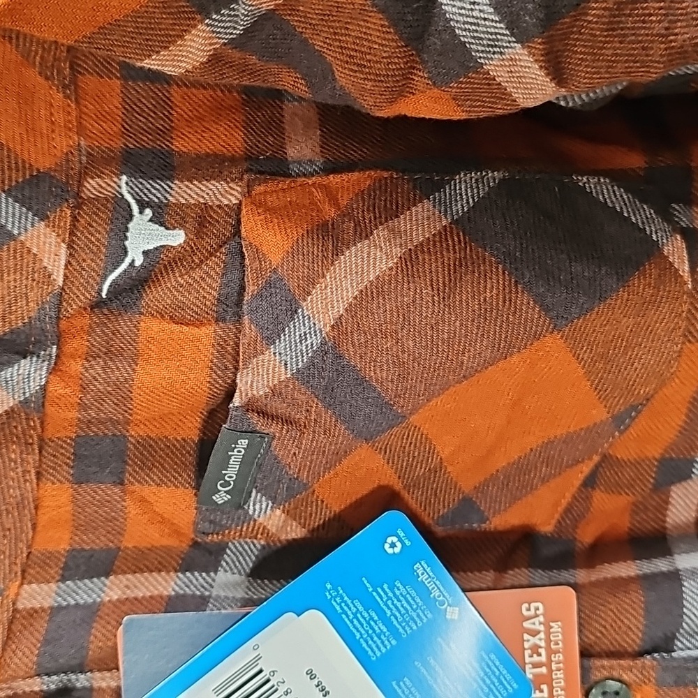 Columbia Long Horns Casual Buttpn-Down Shirt. - Picture 3 of 6